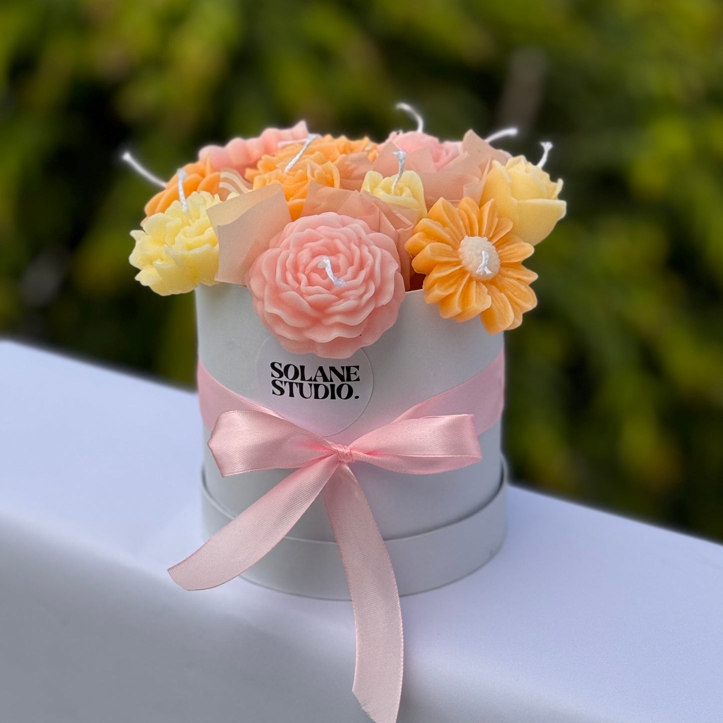 Aurora Candle Bouquet